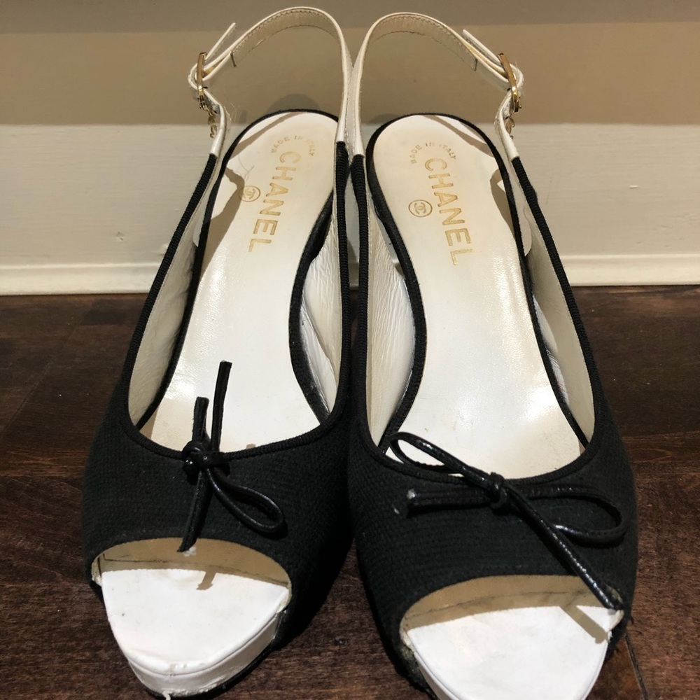 CHANEL heels size 39